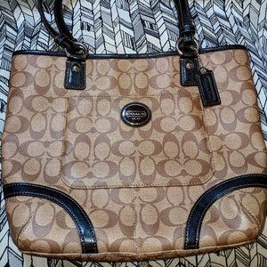 Coach Tan Tote bag